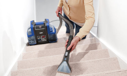 Fleckenreiniger Gerät für Teppiche & Polster, Mit Haustier-Aufsatz, Multi-Oberflächen-Düsen, Reinigungslösung & Zubehör für die tägliche Sauberkeit